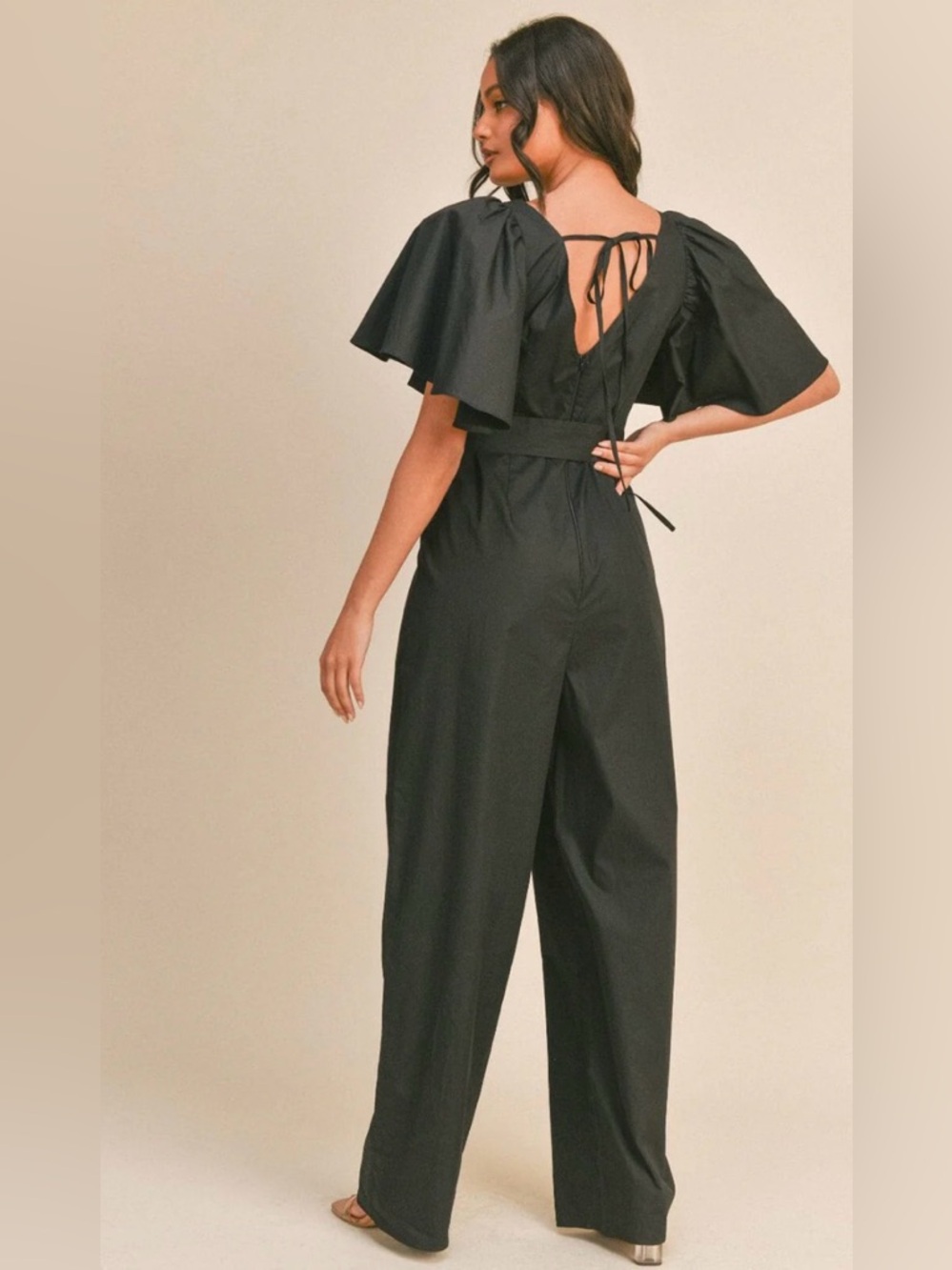 Lilly NEW Short Puff Sleeve V-neck Belted Wide-Leg Jumpsuit in black - Picture 4 of 6
